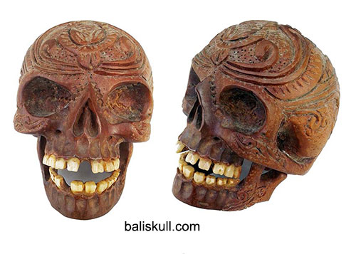 skull made of wood mixed with bones by Bali Skull